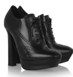 BROGUE-STYLE Leather Ankle Boots